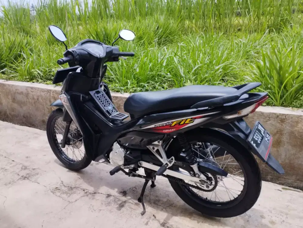 Revo fit 2015 plat Cianjur