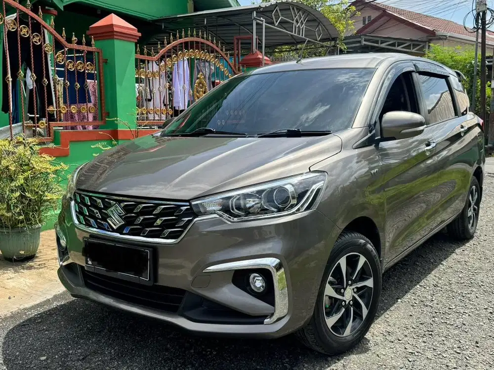 Ertiga GX hybrid MT