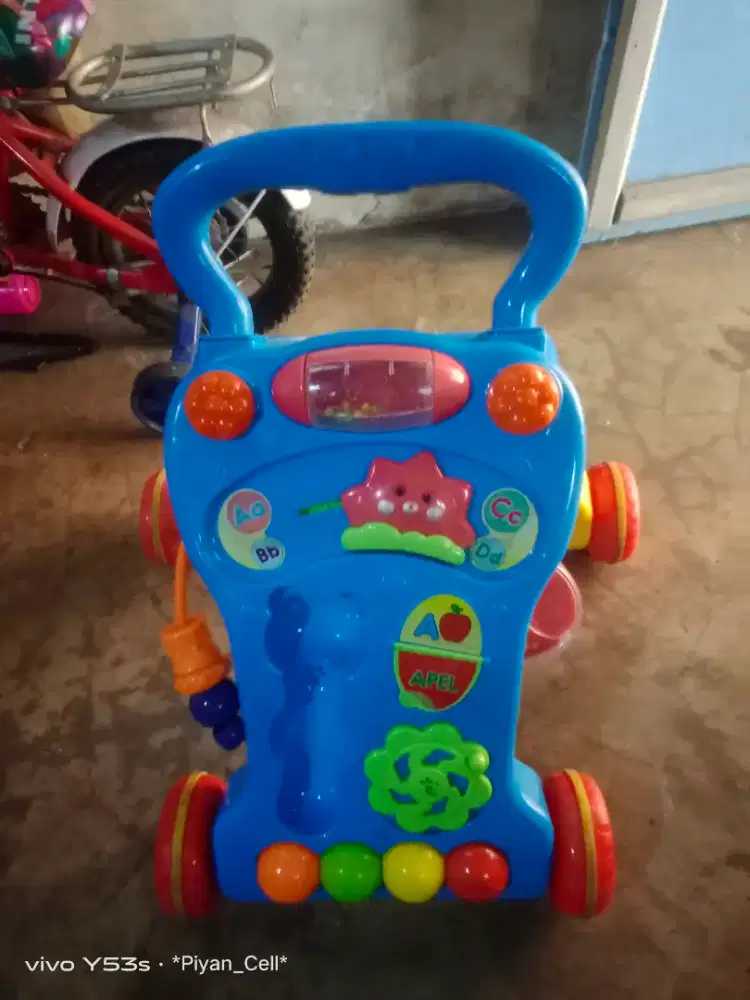 Baby push walker