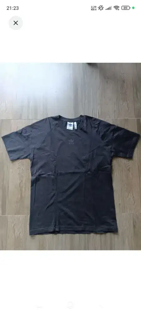 Adidas original size M