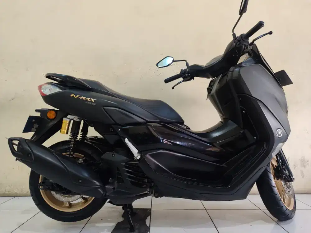 Nmax 155 VVA 2020 MAXI SIGNATURE istimewa mulus terawat siap pakai...