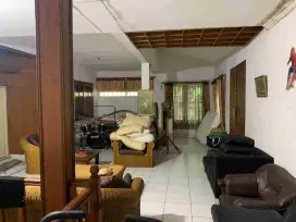 (SALE) RUMAH MAINROAD KOPO , BANDUNG, 2 LANTAI , BANGUNAN BAGUS, POSISI STRATEGIS NYAMAN , DAN DEKAT TOL (NEGO)