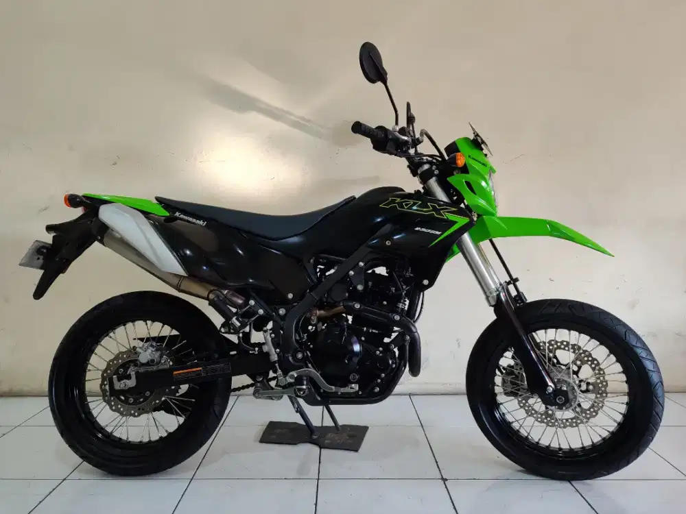 Kawasaki KLX 230 SM 2022 istimewa mulus terawat siap pakai...