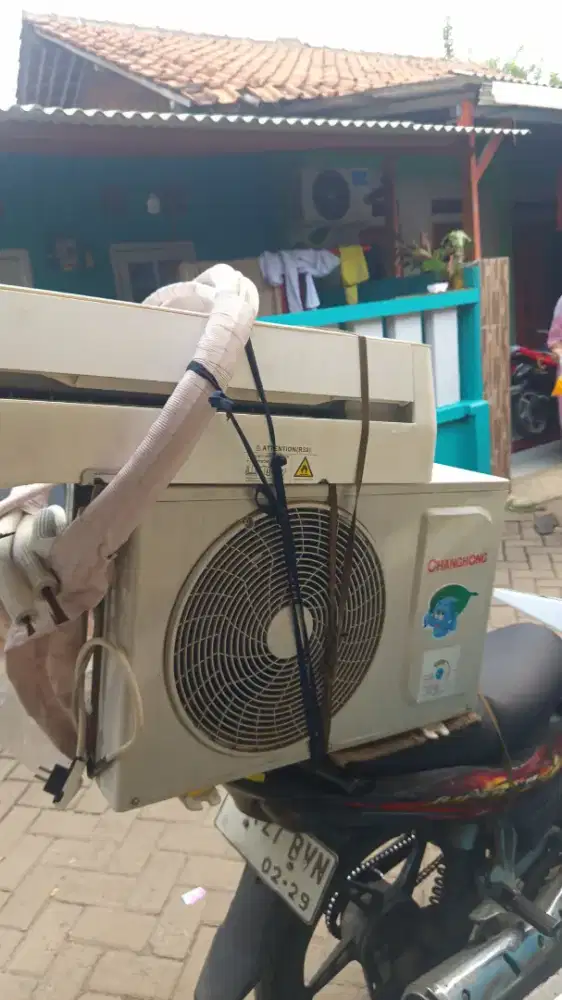 Menerima jual beli AC bekas/Rusak