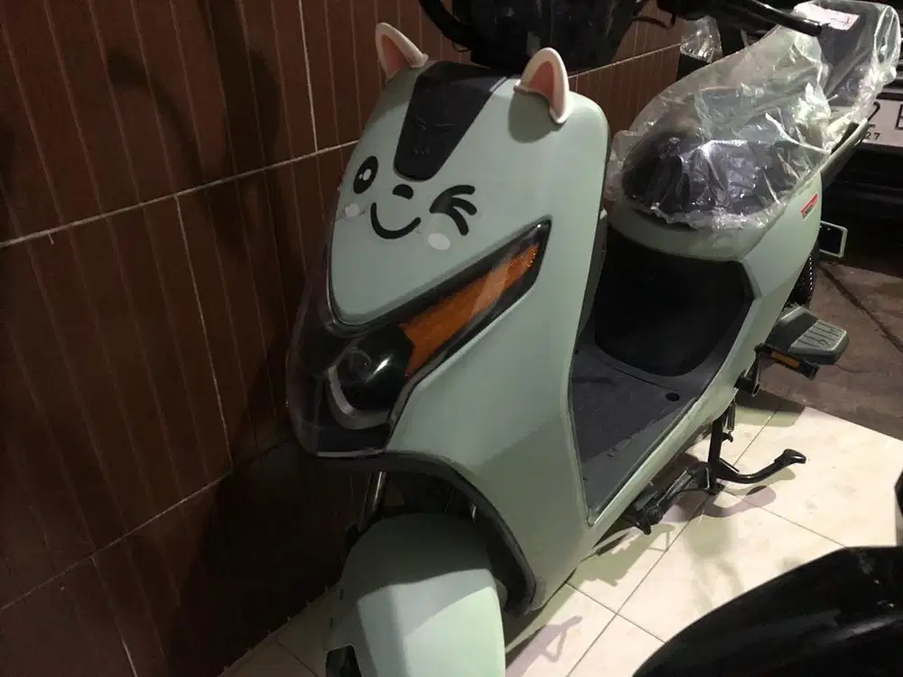 Sepeda listrik uwinfly jarang pakai