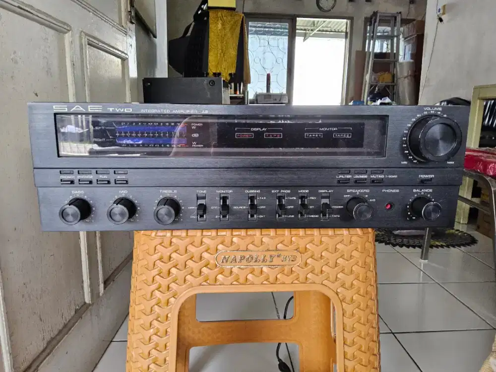 Amplifier SAE A8