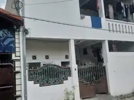 Dijual Rumah Kost Aktif 2 lantai Full Penghuni Tenggilis