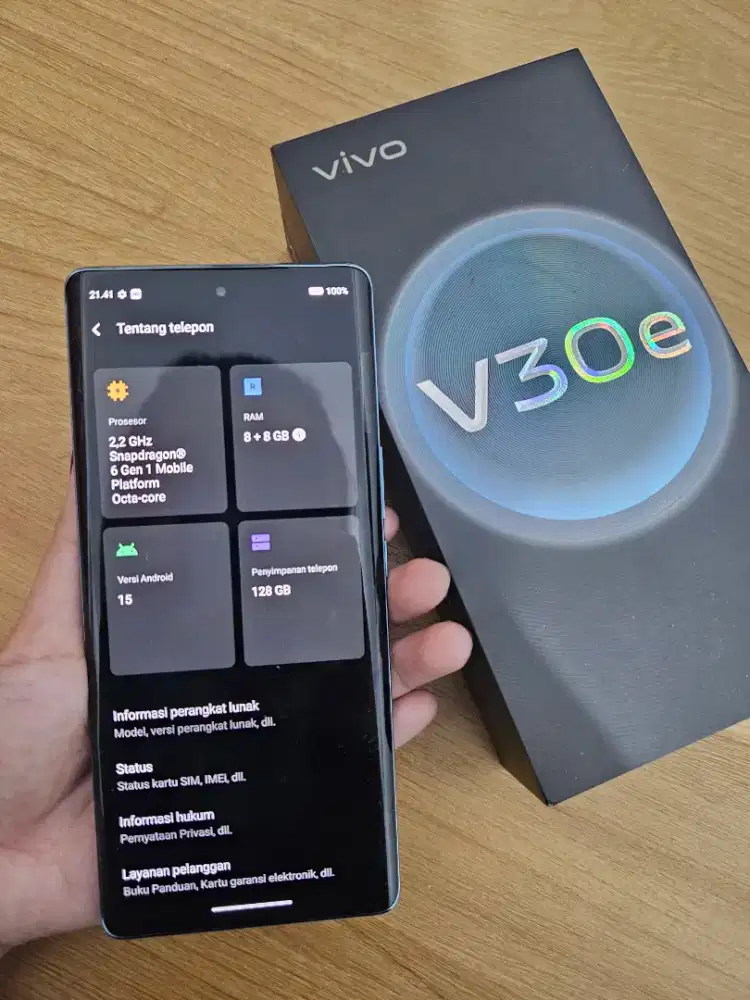 Vivo V30e 8/128 5g lengkap dus casan masih baru