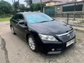 Toyota Camry 2.4 V A/T Bensin 2014 Hitam
