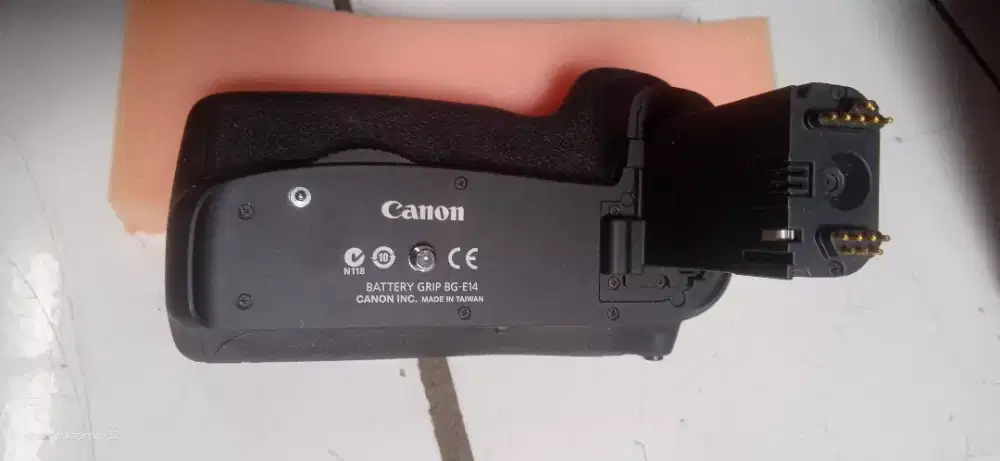 Battery grip Canon BG-E14