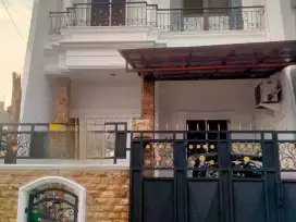 DIJUAL RUMAH SUNTER STS 3 UKU 6X15 RAPI 2 LANTAI HDP SELATAN HRG BAGUS
