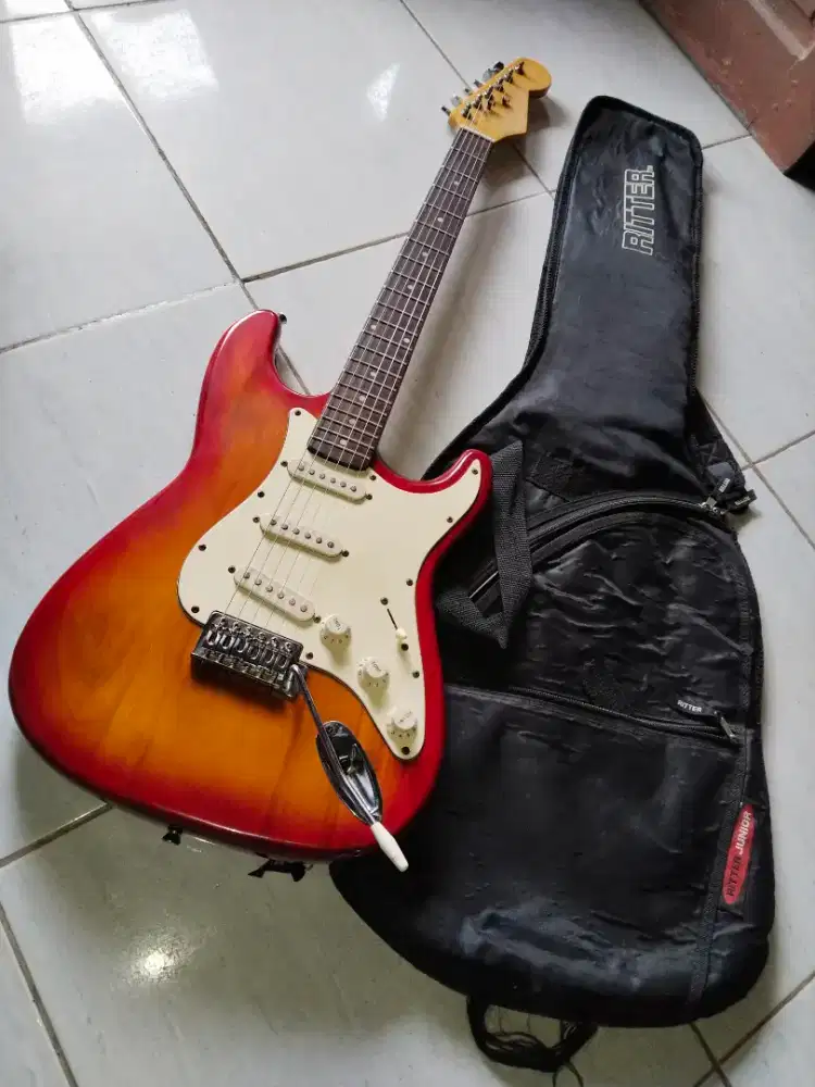 gitar elektrik ori ritter stratocaster mantap siap pakai nett