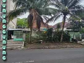 Rumah strategis Tengah kota daerah Ijen Boulevard Klojen Malang
