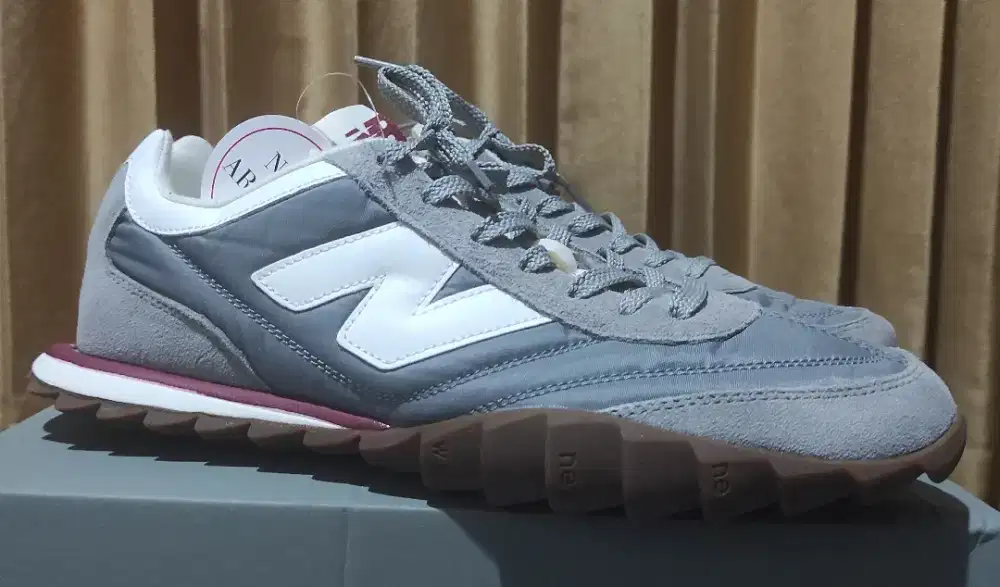 New Balance RC30 size 44