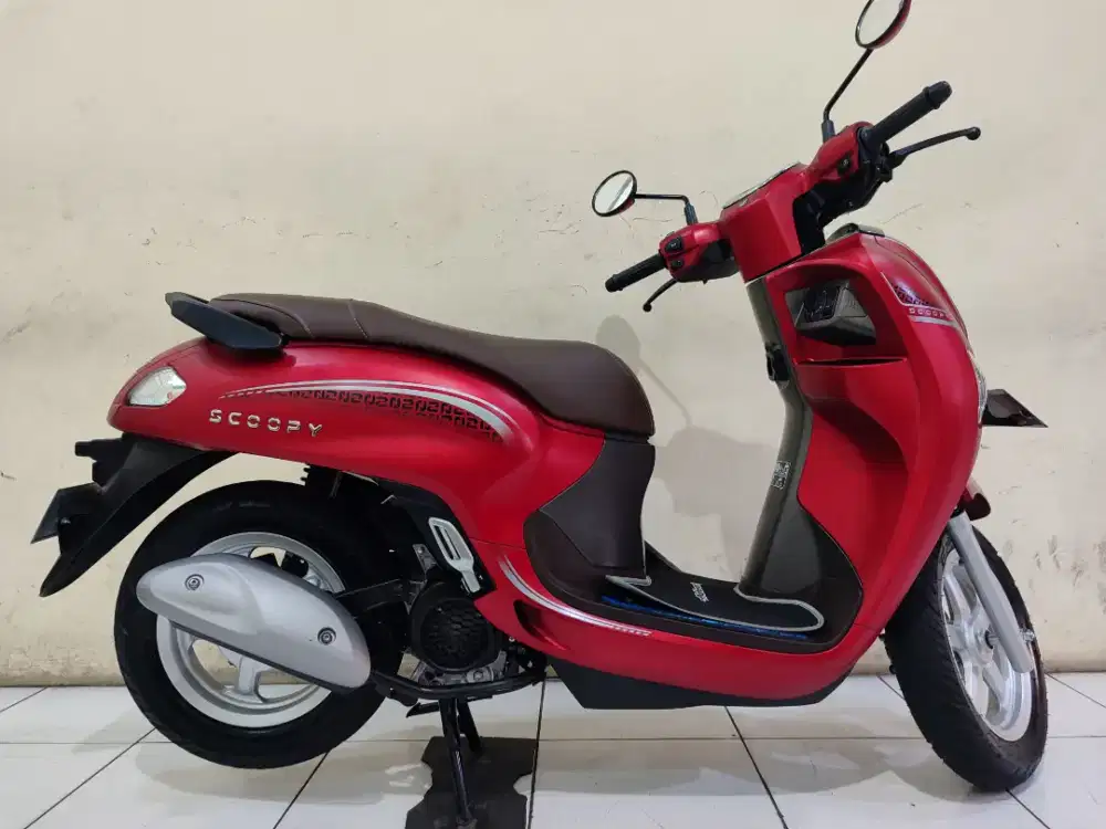 Scoopy fi Stylish 2025 LIKE NEW mulus terawat siap pakai...