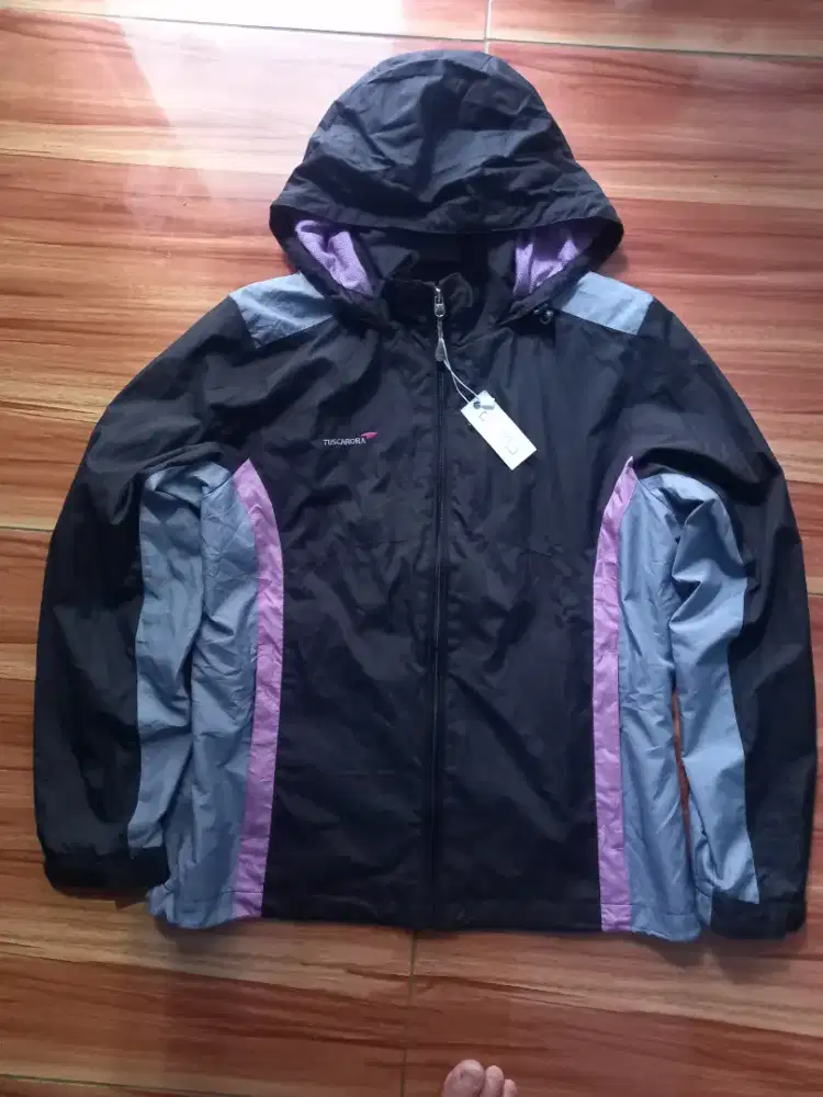 Jaket seken thrip size M ngabisin