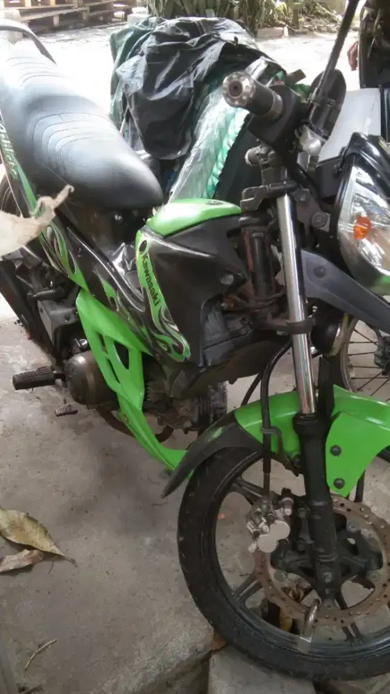 kawasaki athlete 2010 hijau