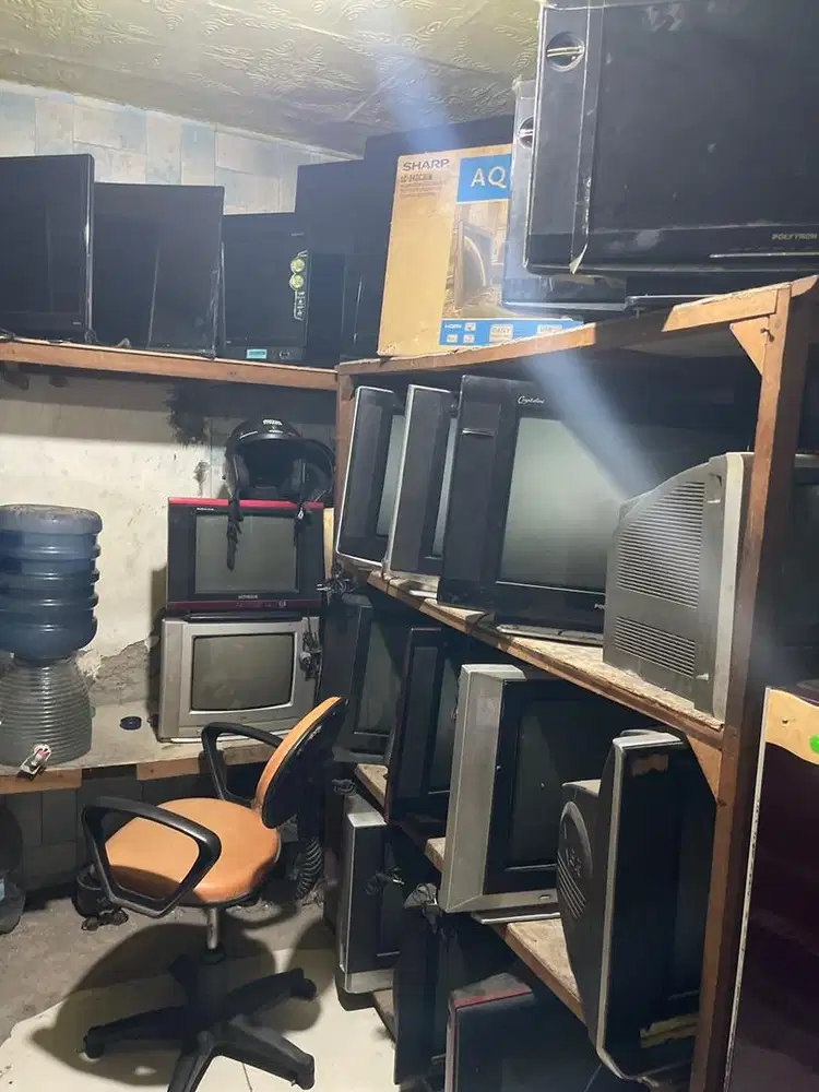 Menrima barang rongsokan tv ac kulkas mesin cuci
