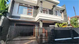 Rumah di arcamanik sukamiskin bagus dan siap huni