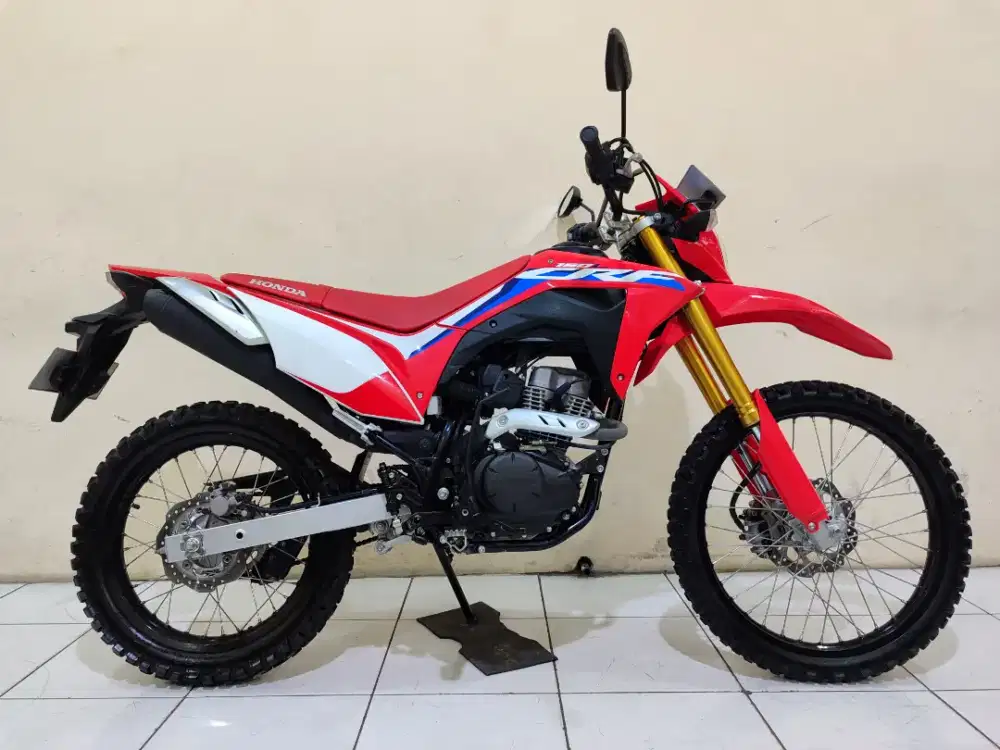 CRF 150L 2023 istimewa mulus terawat siap pakai...