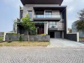 Premium Rumah Gress Minimalis 2.5 Lt Lux Pakuwon Indah