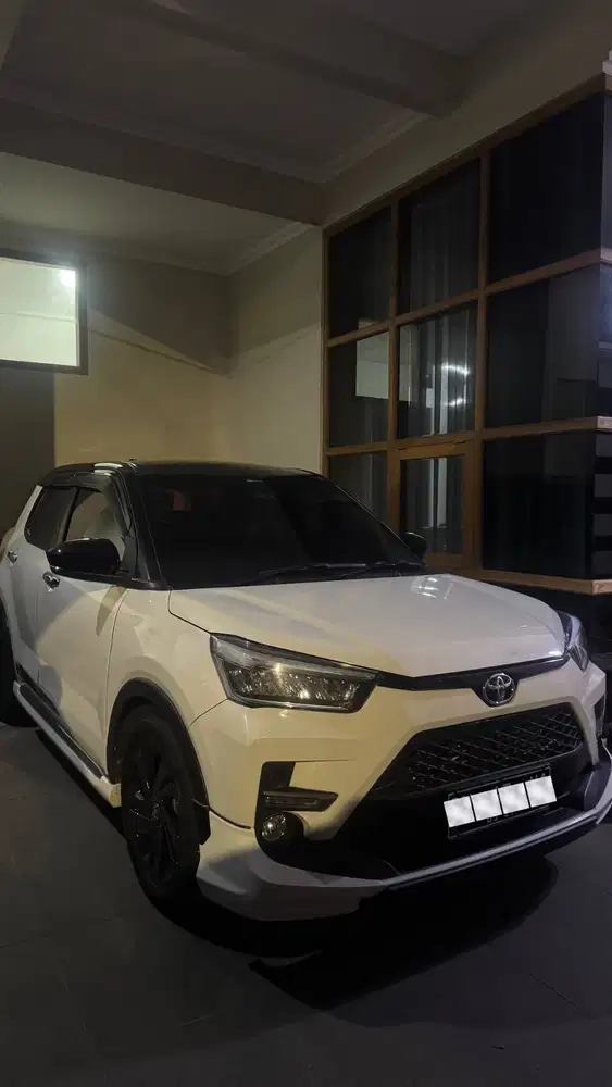 Toyota Raize Turbo Two Tone