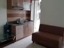 Disewa Apartemen Green Lake Sunter Uku 42 M2 Furnished Lt 27 Tower Southern ( Tower 1 ) Rapi Siap Huni