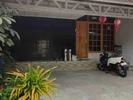 Disewakan Rumah dkt tol simatupang