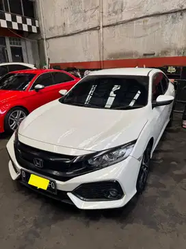 Honda civic  turbo HB full orisinil