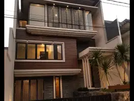 Rumah Dijual Minimalis Modern di Araya 2 Surabaya