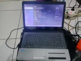 Laptop Acer E1-471. Core i3 Gen 2