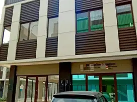 RUKO WEST PARK SIAP PAKAI DI PAGEDANGAN BSD CITY
