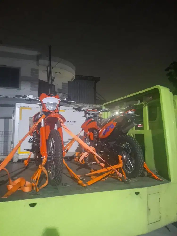 Jasa ,sewa truk pindan/towing mobil
