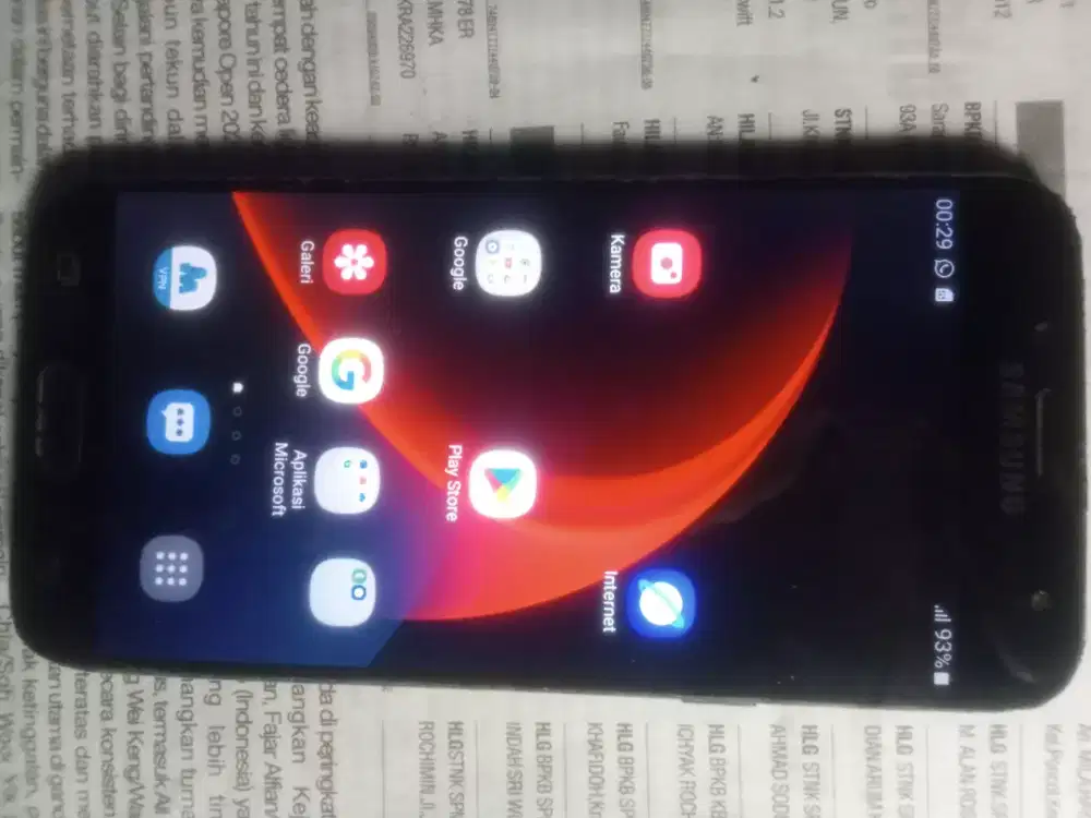 SamsungJ530-NFC-Ram3/32,BatreBaik,KameraJernih,Tulang-Casing Ori Hitam