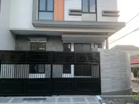 Dijual new gress rumah Nginden intan dkt panjang jiwo,semolo,Manyar