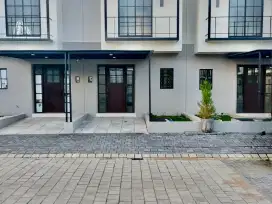 DISEWAKAN RUMAH GRAHA NATURA DANDELION 3KT KOSONGAN DEKAT PAKUWON MALL