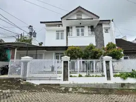 Dijual Rumah Bagus 2 Lantai di Bulusan Tembalang Dekat Undip Tembalang