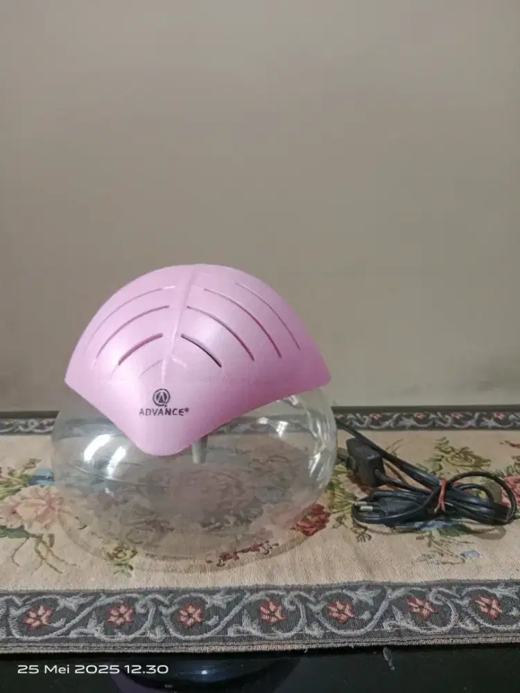 Dijual Tempat Pengharum Ruangan Aroma Terapi Merek Advance