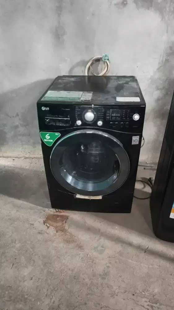 Mesin Cuci LG langsung kering
