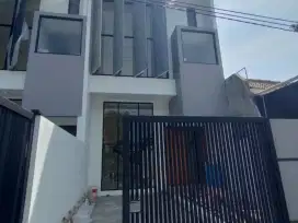 PANDUGO NEW GRESS DKT RAYA MERR