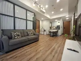 Strategis Jual 2BR Furnished Bagus Akses Kolam Renang Dekat ke Tol & Mall Hublife, Taman Anggrek, Central Park Condominium Taman Anggrek Residence