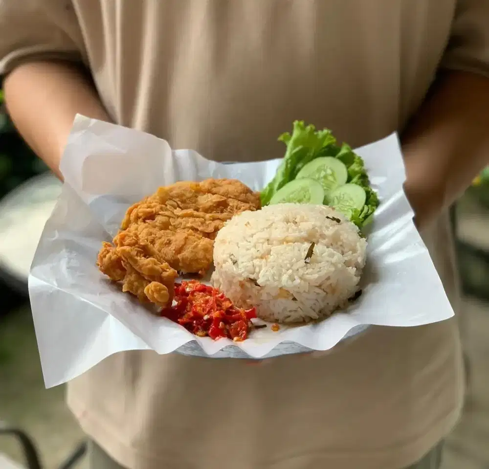 Lowongan pekerjaan untuk jaga toko ayam kumana