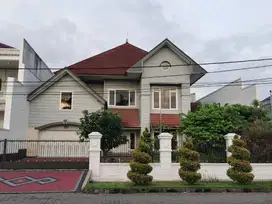 Araya 1 main road dkt manyar, kertajaya