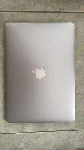 Macbook air 13 Tahun 2017