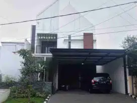 Rumah Ketintang Permai Surabaya, SHM, 2 lantai dekat Royal Plaza, POLDA, UNESA