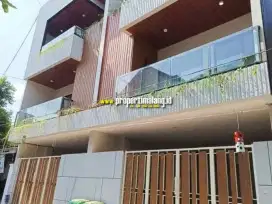 Dijual Kost premium di jalan candi mendut suhat