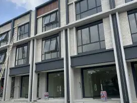 Ruko Siap Huni 3 Lt Lebar 5x16 Carson Commercial Summarecon Serpong