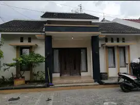 RUMAH CLUSTER SAFIRA MOJOLABAN DEKAT SOLO