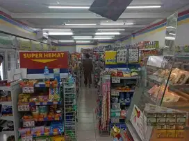 Dijual Cepat: Ruko Strategis di Pusat Keramaian Griya Loka, BSD City!