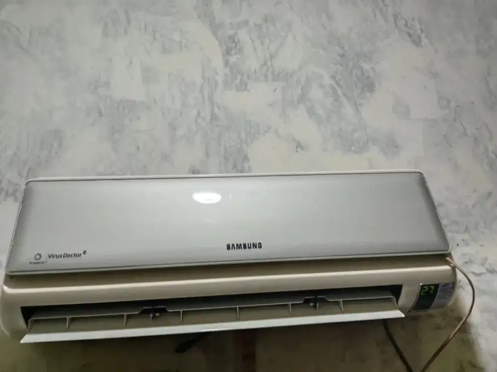 Dijual indor AC aja, sek n merk samsung 1/2 pk seken.